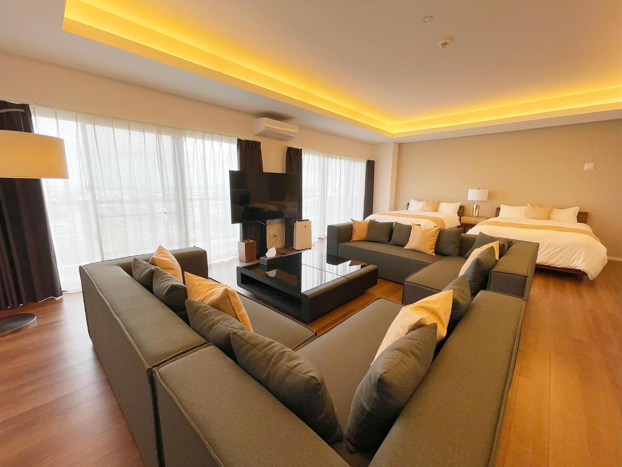 ＆Monde. Okinawa Arena Condominium Exterior photo